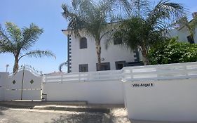 Villa Angel - Exotic Villa 200M From Beach